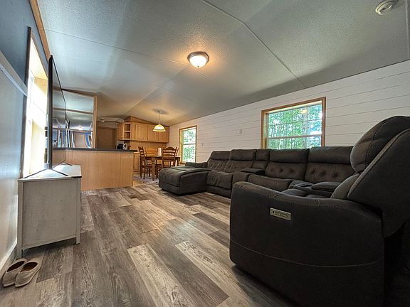 4th image of 2703 Hallowell Road