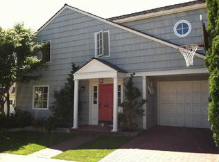 4111 36th Ave NE, Seattle, WA 98105