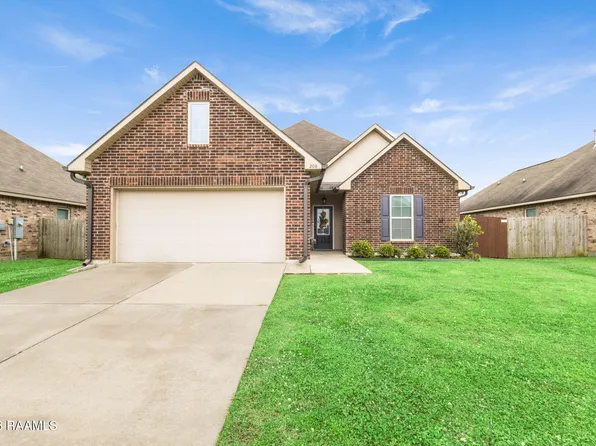 208 Saint Faith St, Youngsville, LA 70592