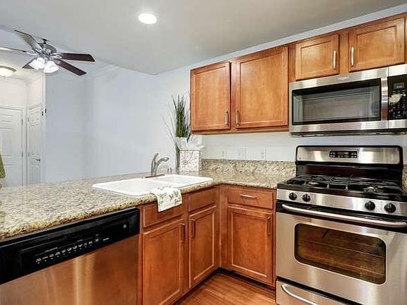 2nd image of 4800 Westlake Pkwy #1-1405