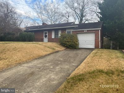 5813 Dewey St, Landover, MD, 20785