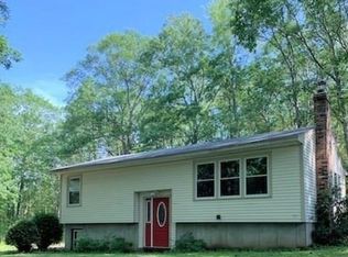 132 Woodland Dr, Athol, MA 01331