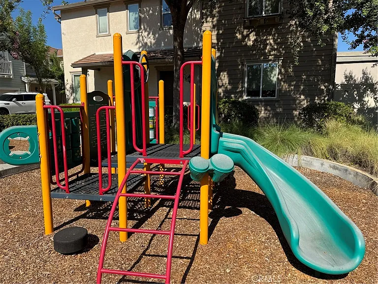 20039 Lila Pl — Photo 31