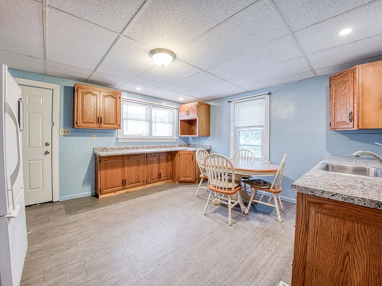 126 Railroad St #128 — Photo 29