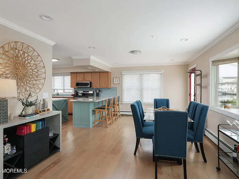 447 Tunney Ave — Photo 14