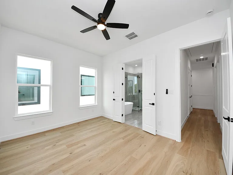 7117 Eastwood St — Photo 14