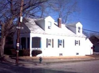 51 Rowan St, Providence, RI 02908