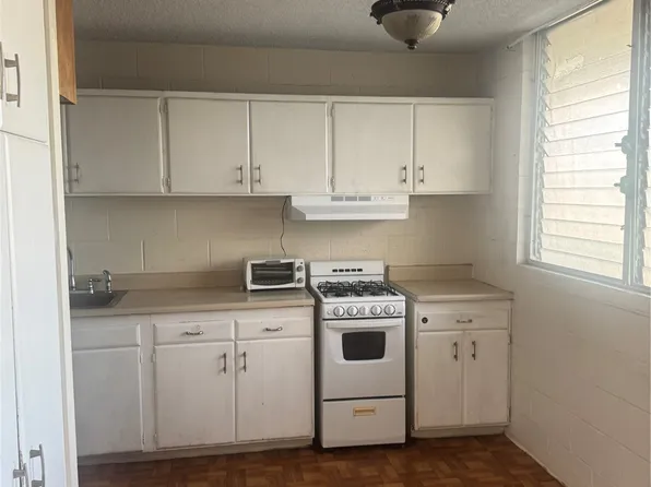 1519 Kaumualii St APT 319, Honolulu, HI 96817