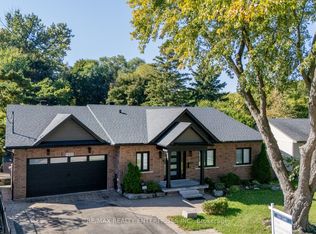 1520 Drymen Cres, Mississauga, ON L5G2P2