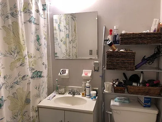 Rented by Cohen Smith Chang LLC | media 7