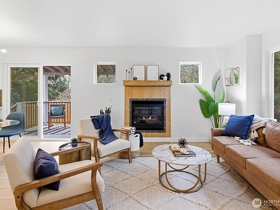 3rd image of 6502 80th Street NE