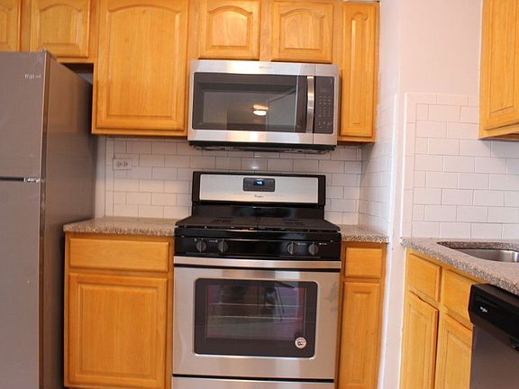 3rd image of 3333 Broadway APT C17c