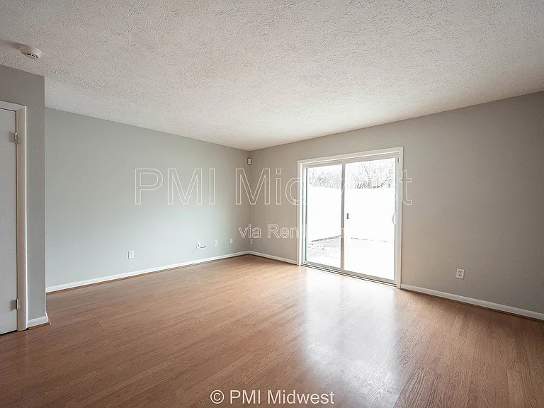 5611 N Rural St — Photo 12