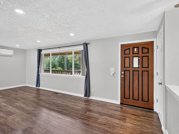 4th image of 24105 SE Williams Pl