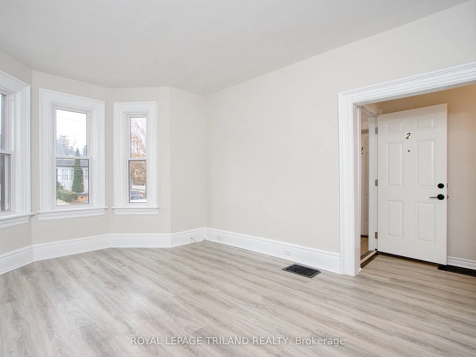 1 bed, $1,560 — Photo 1