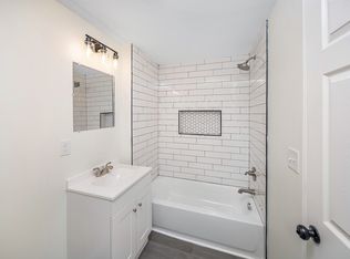 1103 3rd St APT 1, Rensselaer, NY 12144