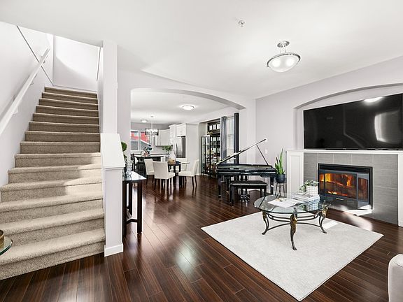 4th image of 24235 102nd Ave