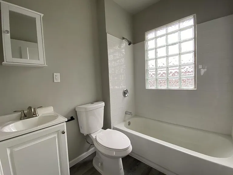6306 Chandler — Photo 10