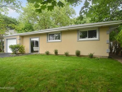34 Knowles St, Plainview, NY, 11803