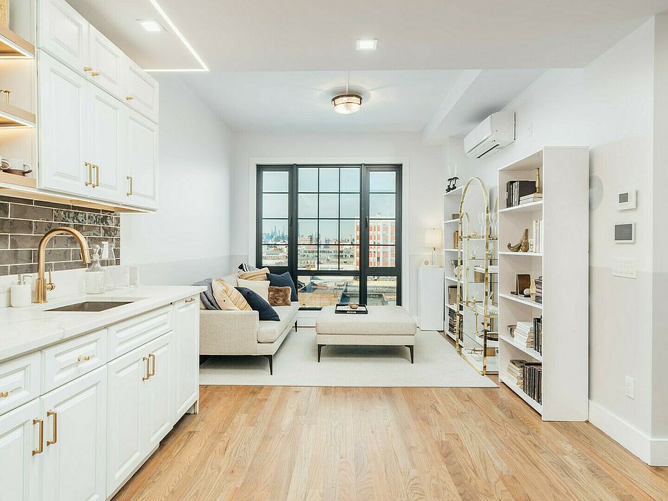 1st image of 115 Stanwix St #355