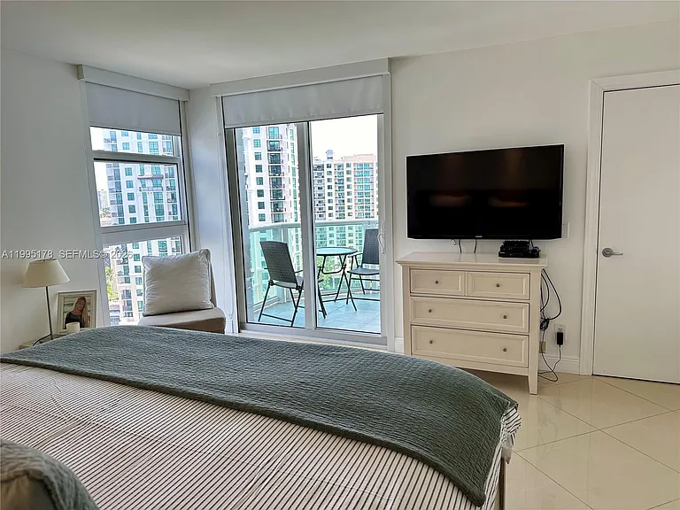 100 Bayview Dr #1405 — Photo 26