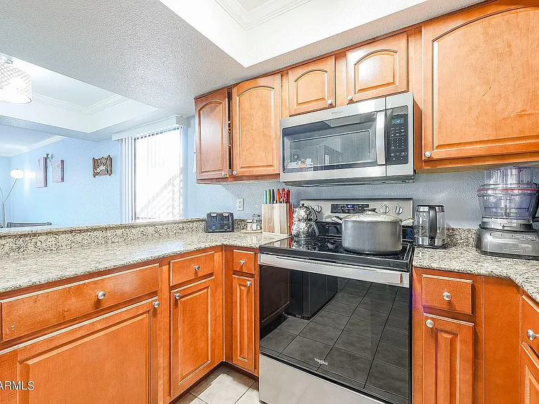 3329 W Danbury Dr #F111 — Photo 9