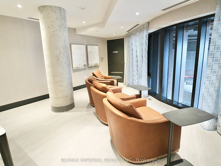 5858 Yonge St #712 — Photo 18