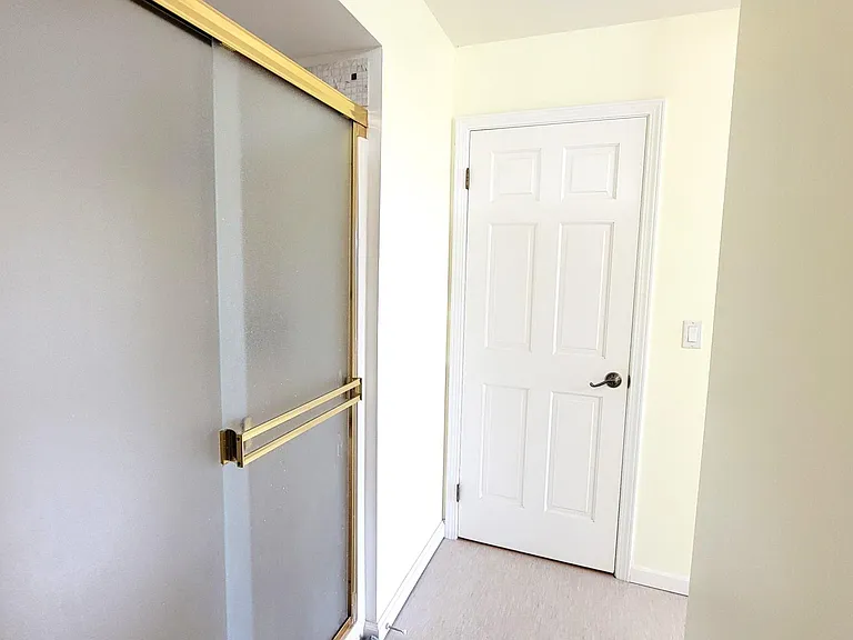 506 Oak Park Way — Photo 10