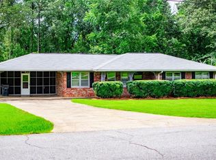 1711 Seayes Rd SW, Mableton, GA 30126