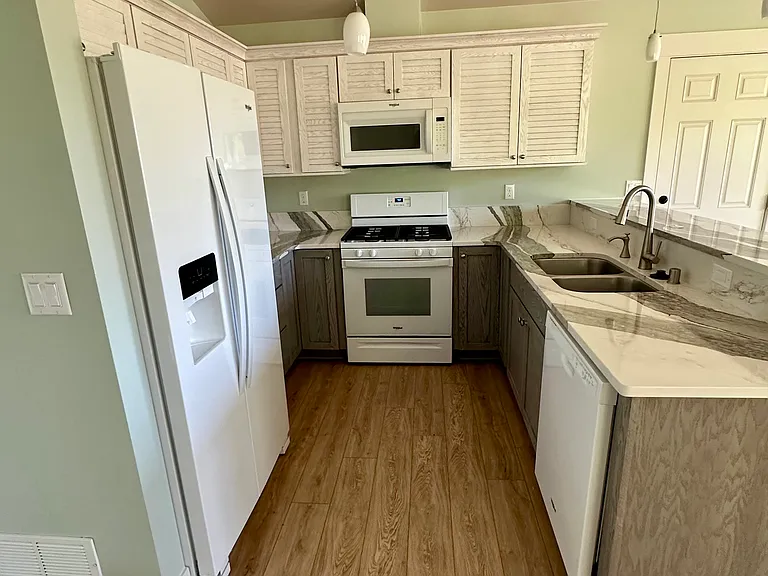 8130 Harmany Ranch Rd — Photo 4