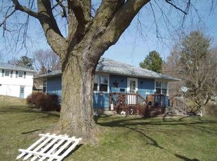 704 E North St, Darlington, WI 53530