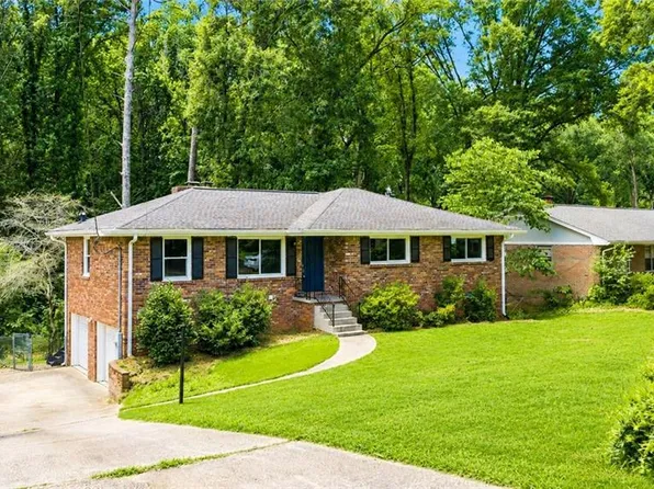 4135 Hideaway Dr, Tucker, GA 30084