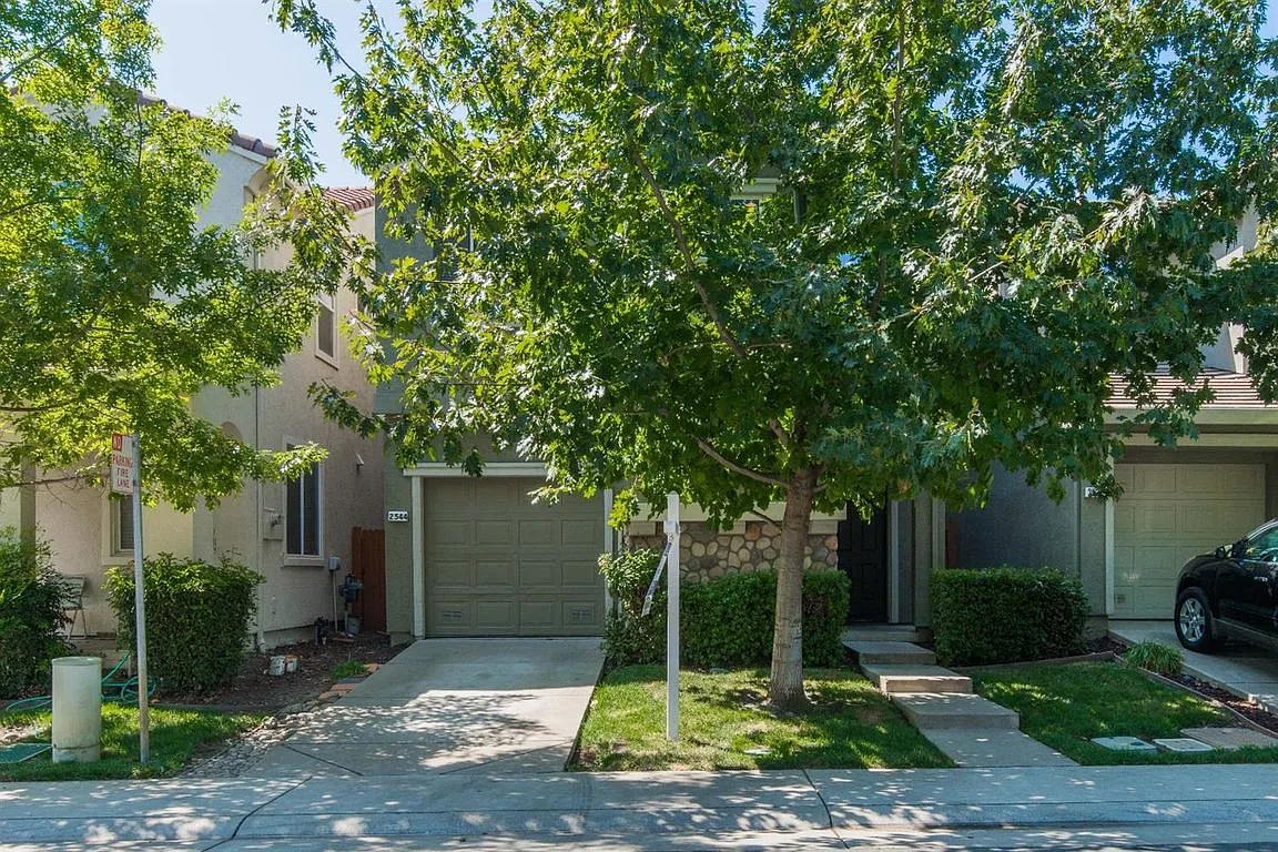 2544 Snapdragon Cir photo 1