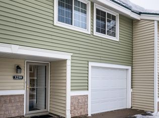 3259 Valley Ridge Dr, Eagan, MN 55121