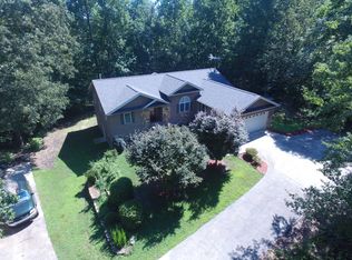 370 Loftis Ln, Seneca, SC 29678