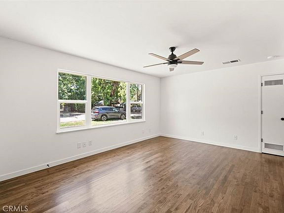 3rd image of 2106 Kennedy Ave