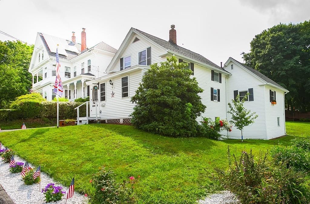 129 Essex St, Marlborough, MA 01752 Zillow