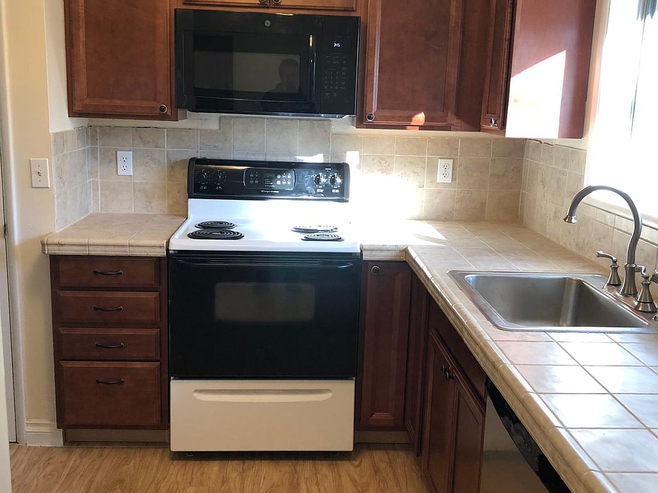New kitchen cabinets