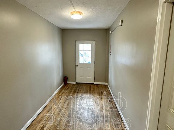 3rd image of 15 Franklin St #5