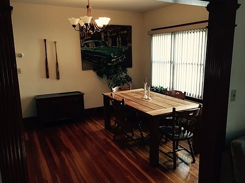 2nd image of 712 Mount Auburn St