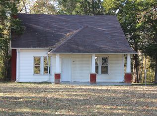 1019 Palmyra Rd, Clarksville, TN 37040