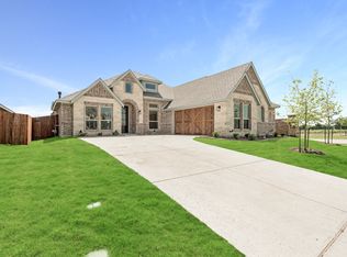 1352 Rothland Ln, Red Oak, TX 75154