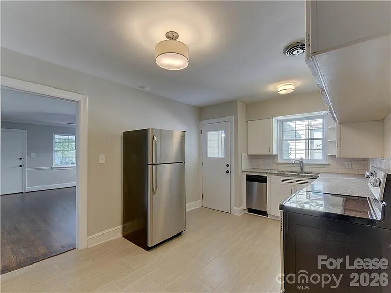 813 Sunnyside Ave — Photo 12