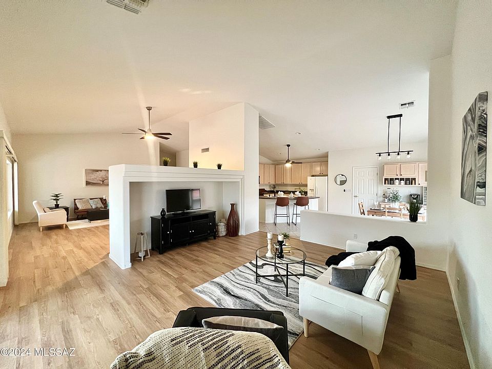 1st image of 2323 E Bonita Canyon Dr