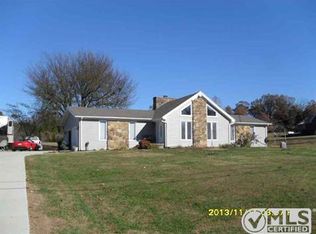 915 Doe Haven Rd, Ekron, KY 40117