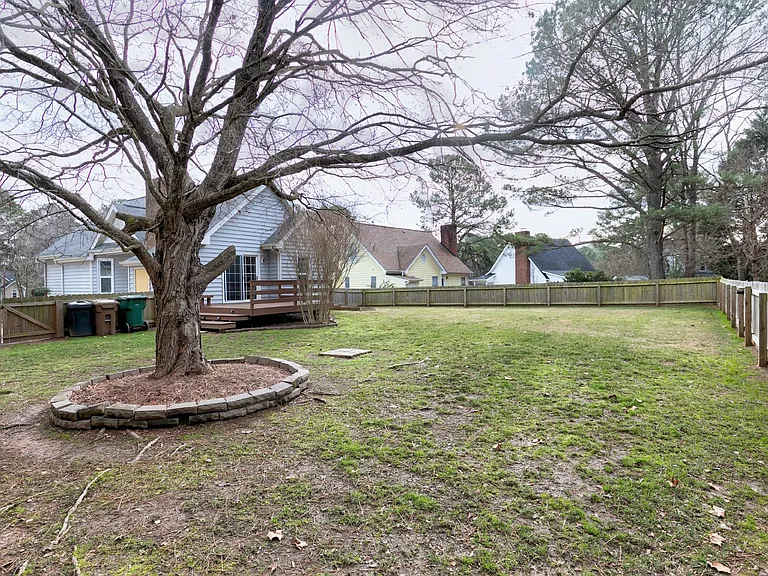 106 Allison Way #A — Photo 38