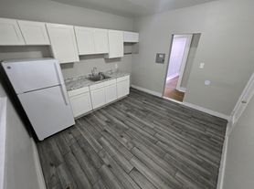 270 Sherman Ave