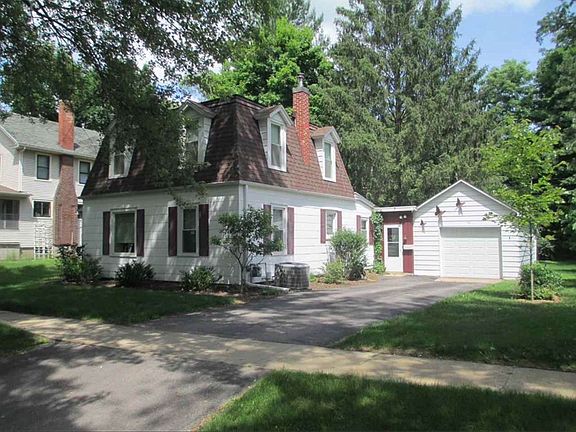 2nd image of 551 N Cedar St
