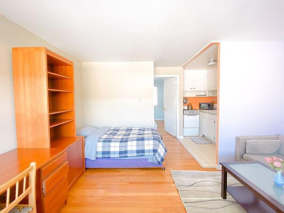 4th image of 4145 11th Ave NE APT 38