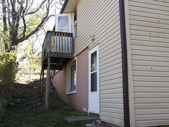 5th image of 438 S Kentucky Ave